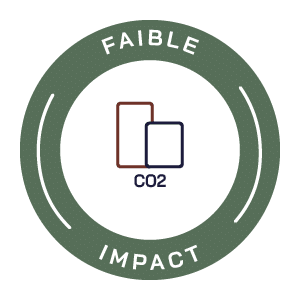 Logo circulaire vert foncé 'FAIBLE IMPACT'. Symbole de réduction CO2 : une barre haute marron, une basse bleue, indiquant une faible empreinte carbone.